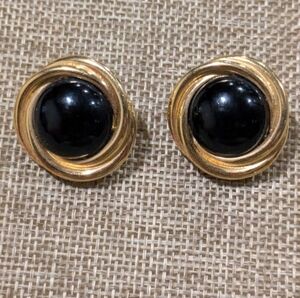 Vintage Black And Gold toned Swirl Clip On Earrinf